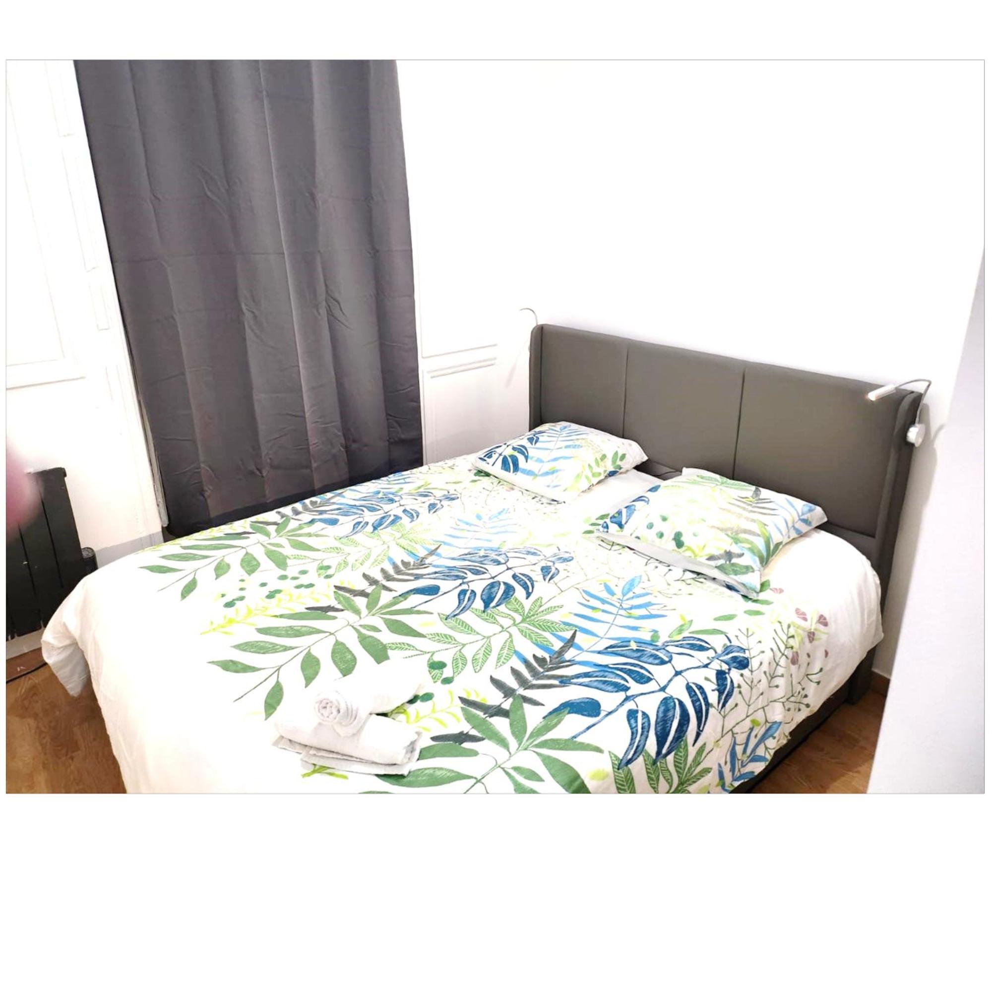 Appartamento Entier 2-3 P Parigi